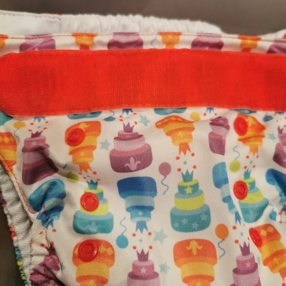 Totsbots Birthday Party all-in-one diaper - Picture 3 of 9